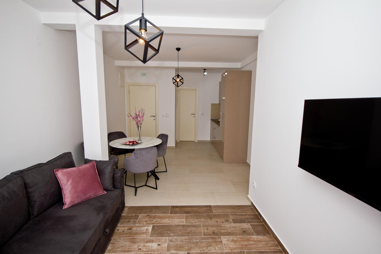 Others 3, IgMAN apartments Tivat