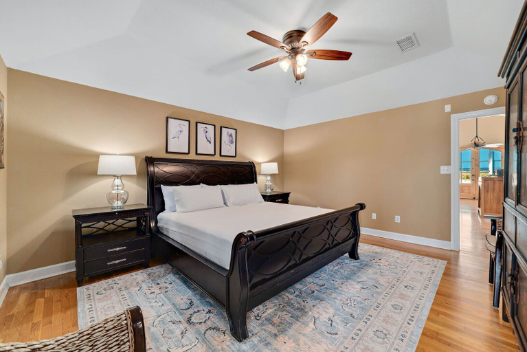 Bedroom 3, Club Paradise, Baldwin