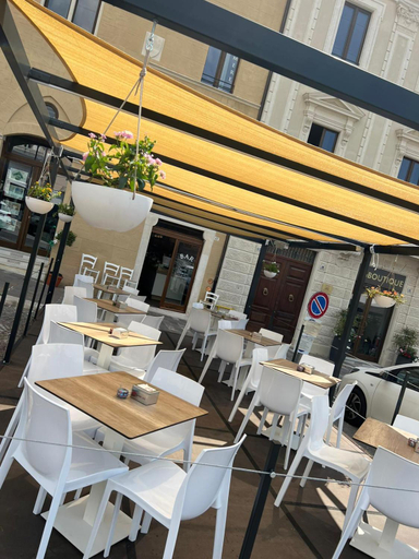 Food & Drinks, Piazza del Mercato, L'Aquila