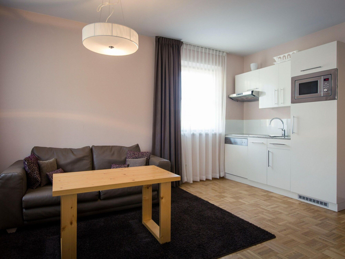 Others 5, Studio apartment on Turracherhohe near lake, Murau