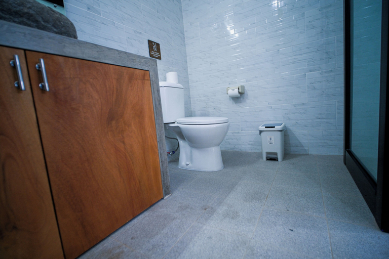 Bathroom 3, Rice Fera Guest House, Badung