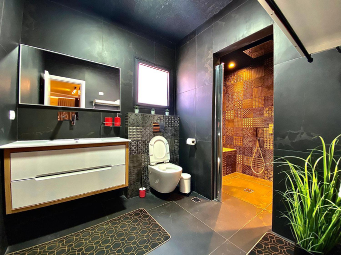 Bathroom 4, סוויטות אושר בגולן