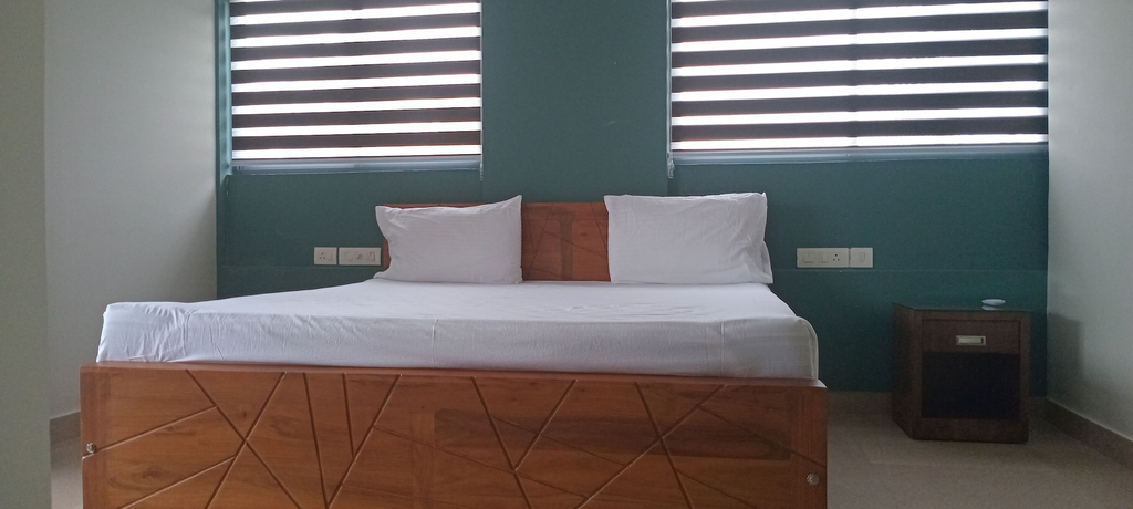 Room 4, SPAN AVENUE, Kozhikode