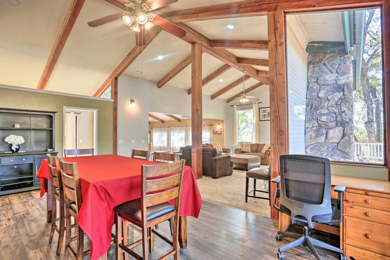 Food & Drinks, Yosemite Home with Deck Less Than 4 Mi to Bass Lake!, Madera