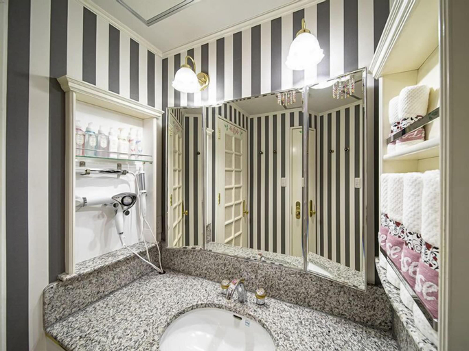 Bedroom 5, Rose Lips Shinsaibashi - Adults Only, Osaka