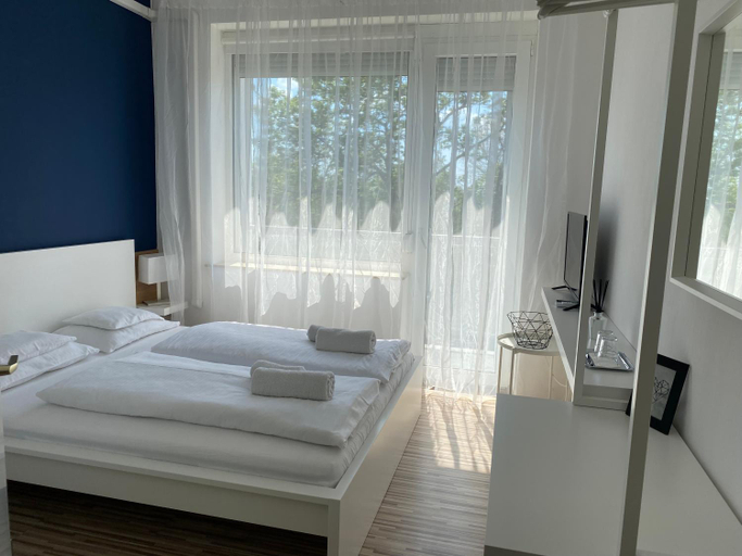 Bedroom 2, Northside Hotel, Balatonalmádi
