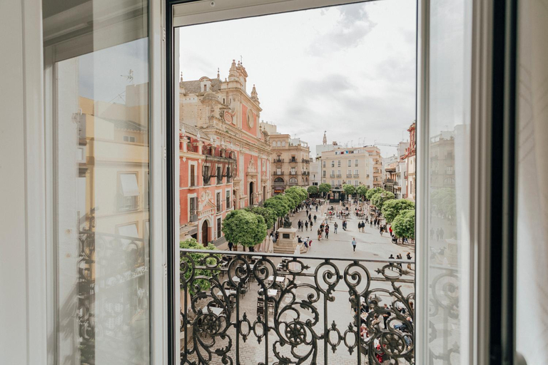 Others 3, One&Lux El Salvador - Central Studio with a Stunning View, Sevilla