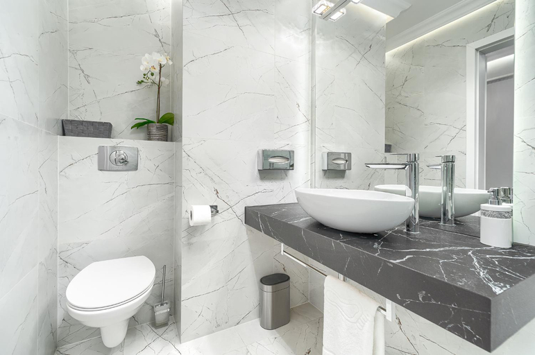 Bathroom, Silver Apartments, Świnoujście