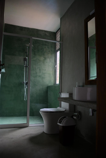 Bathroom, Icy Falls - Ohiya, Welimada