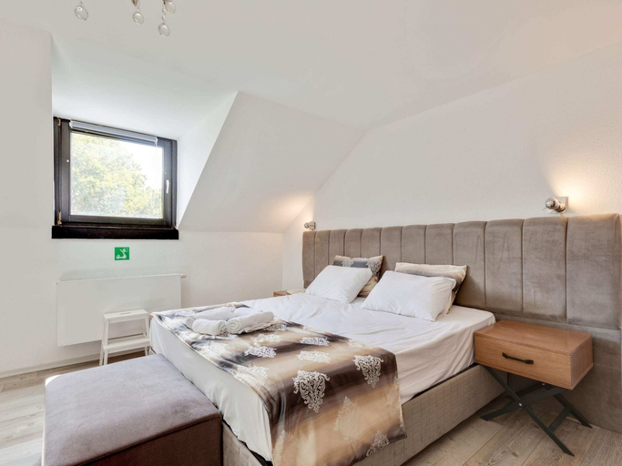 Room 2, Apartment in Oberhausen Near Ski Resort, Oberhausen