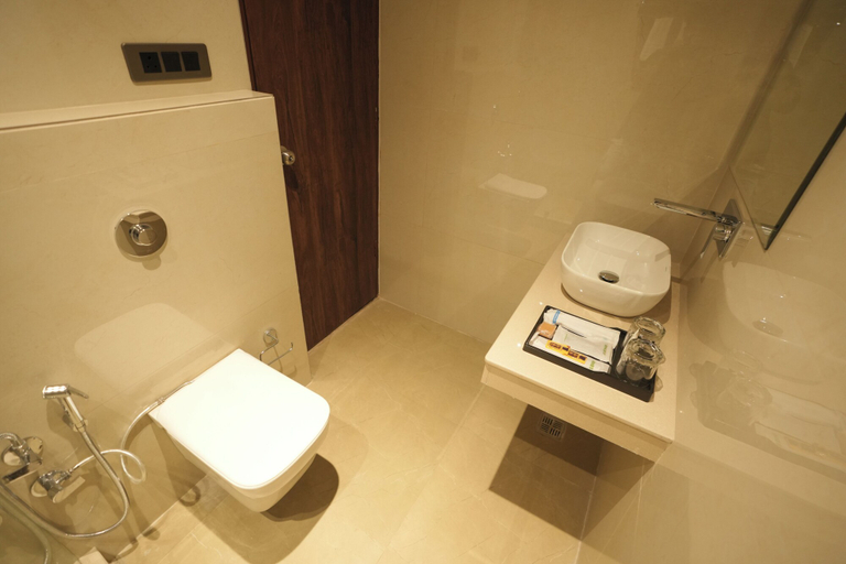 Bathroom 3, One Earth Elegant Amritsar, Amritsar
