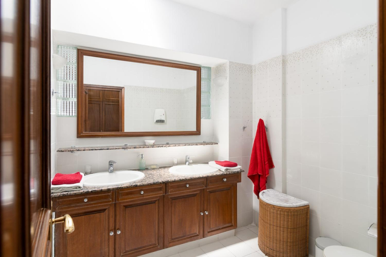 Bathroom 3, House of Flowers, South Aegean
