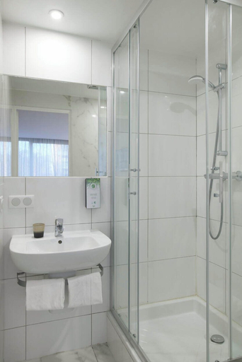 Bathroom 5, Hotel - Restaurant Isidore Nice Ouest, Alpes-Maritimes