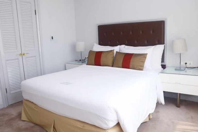 Bedroom 23
