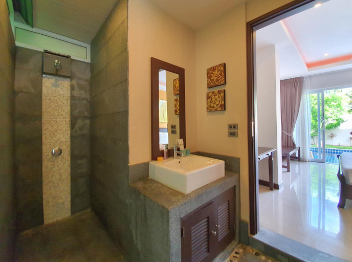 Bathroom 4, Lipa Talay Hok, Ko Samui