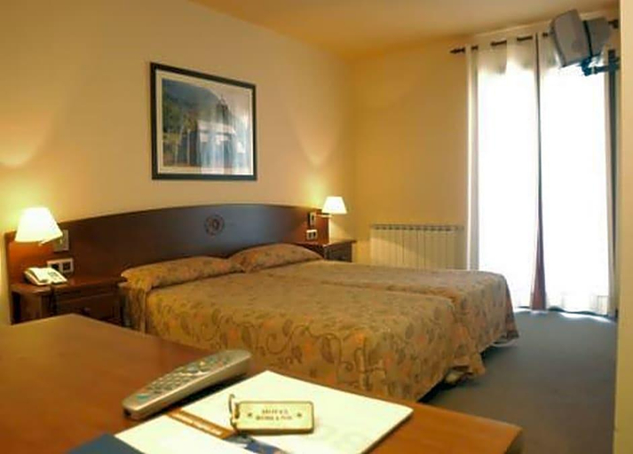 Bedroom 3, Hotel Romanic, Lleida