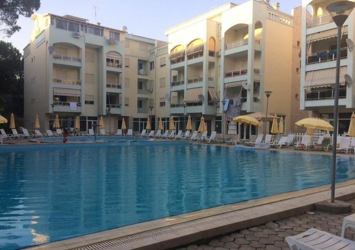 Others 2, Kingu's Apartment, Kavajës