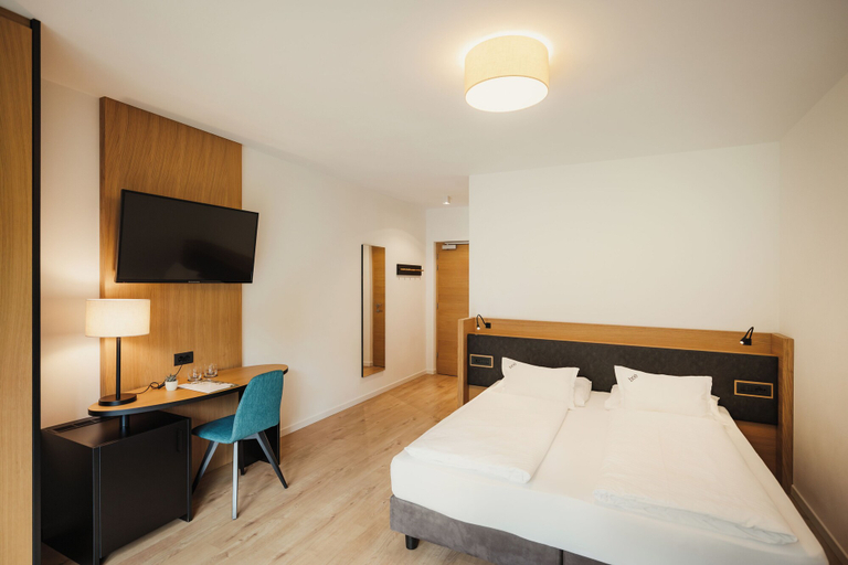 Bedroom 3, Sports and Nature Hotel Boè, Belluno
