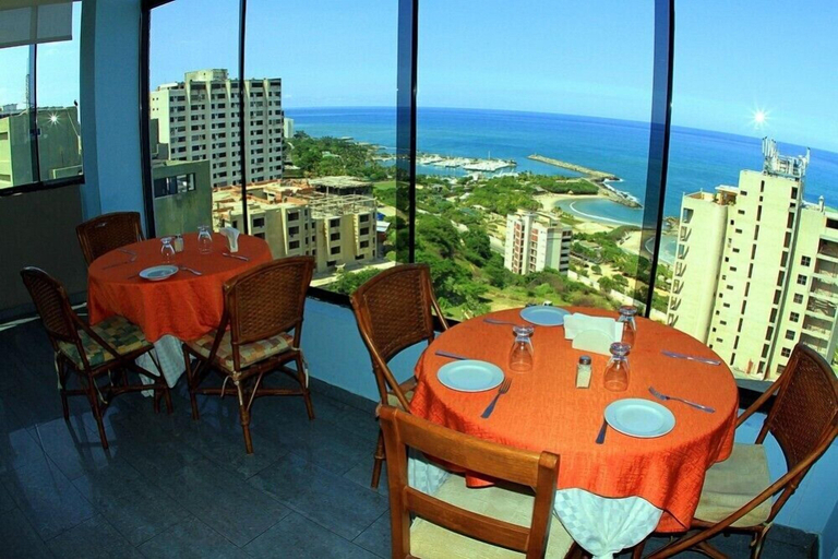 Food & Drinks 4, HOTEL MIRAMAR SUITES, Vargas