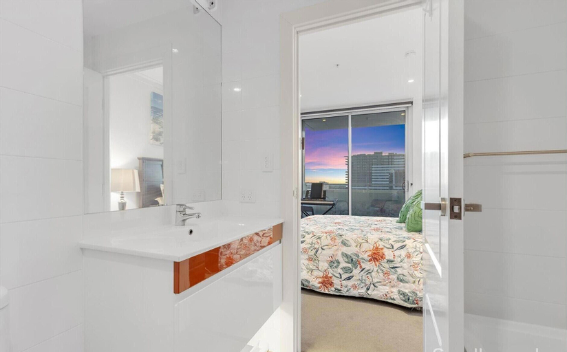 Bedroom 4, Adelaide Central Skyline Panoramic Suite, Adelaide