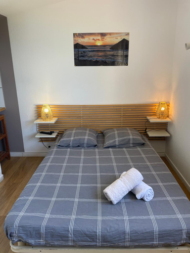 Others 5, Chambre chez l habitant 2 nuit maximum, Corse-du-Sud