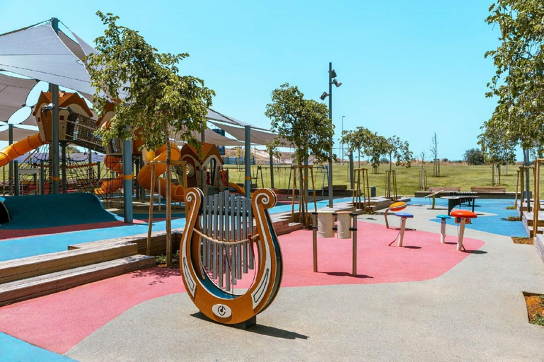 Playground, Masarik Apartments