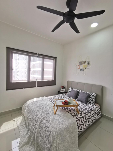 Bedroom 1, Traders Garden, Hulu Langat