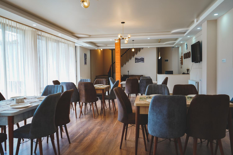 Food & Drinks 4, ALOFT, Kazbegi