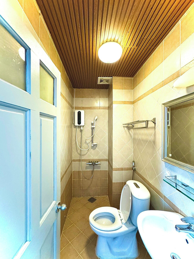Bathroom 2, Huyen Home, District 1