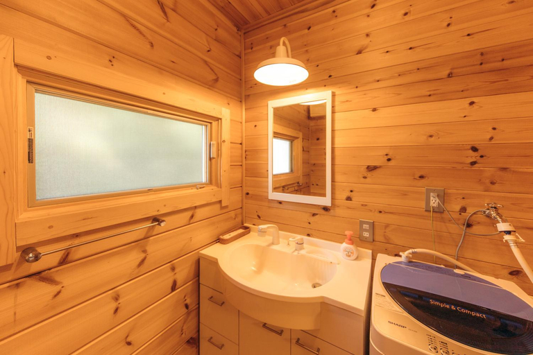 Bathroom 3, Log house located along the river, Shizuoka Atami, Atami