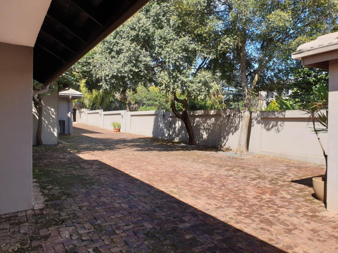 Others 5, Studio's@360onChurch, City of Tshwane