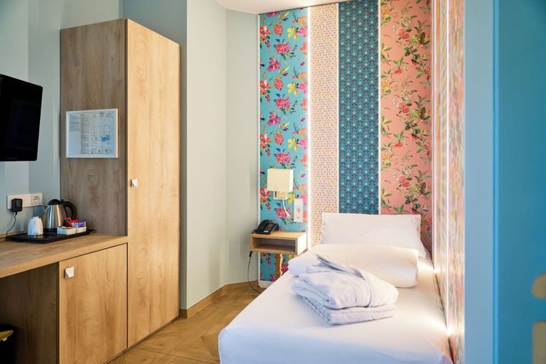 Bedroom 3, Parc Hotel Flora, Trento