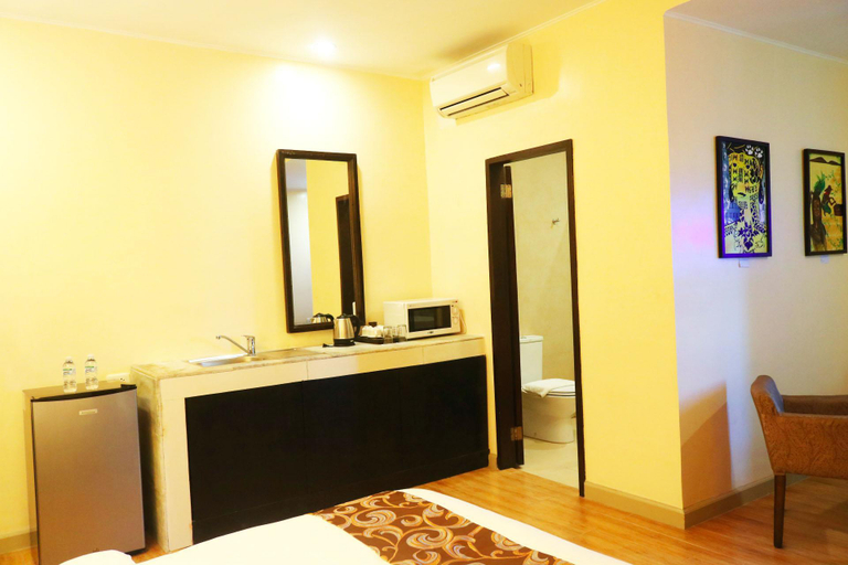 Bedroom 25