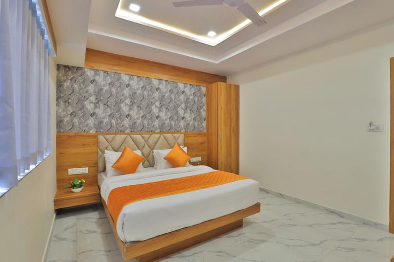 Bedroom 3, Hotel Viva Inn, Ahmadabad