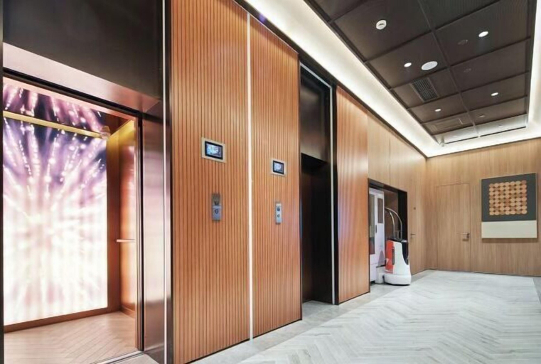 Others 5, Orange Hotel (Shanghai Caobao Road Sun Moon Light Center), Shanghai