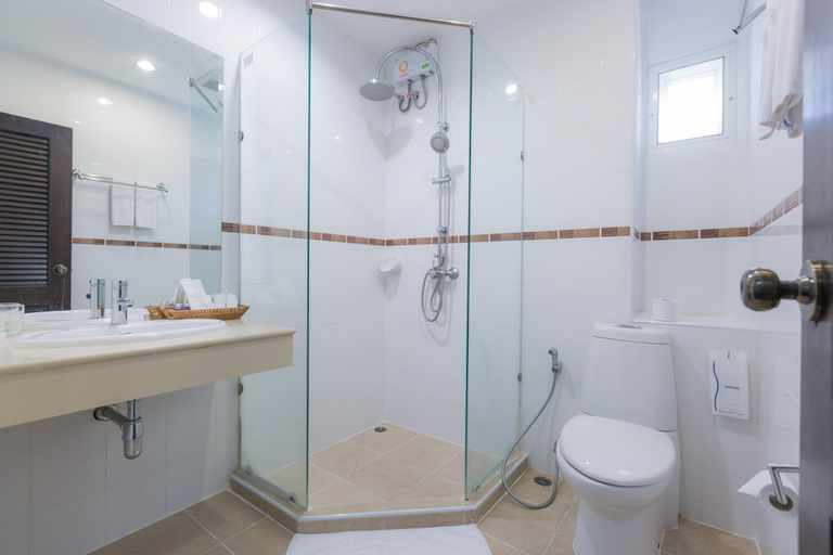 Bathroom 8