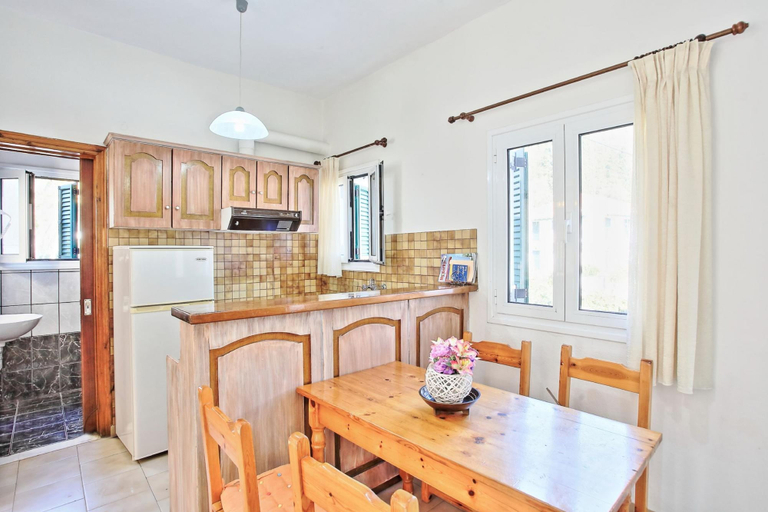 Room 5, Zoulis Eleni in Kalami, Ionian Islands