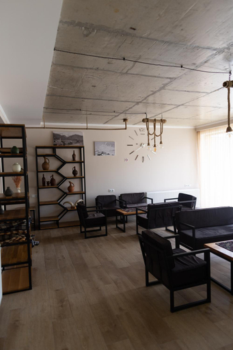 Food & Drinks 5, ALOFT, Kazbegi