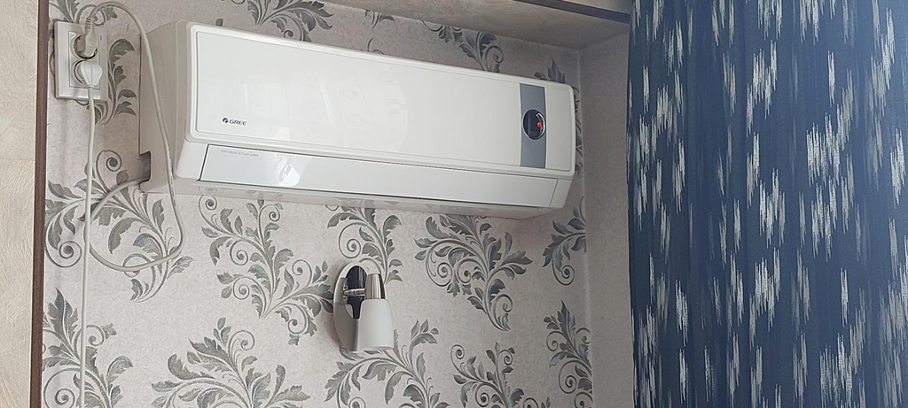 Others 4, Apartment with panoramic view in the center, Bishkek