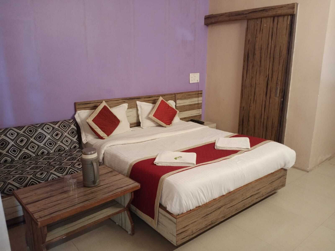 Bedroom 5, Hotel Always Welcome, Sirohi