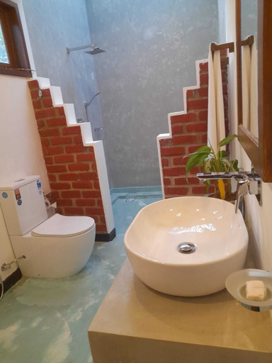 Bathroom 5, NATURALIZA, Dambulla