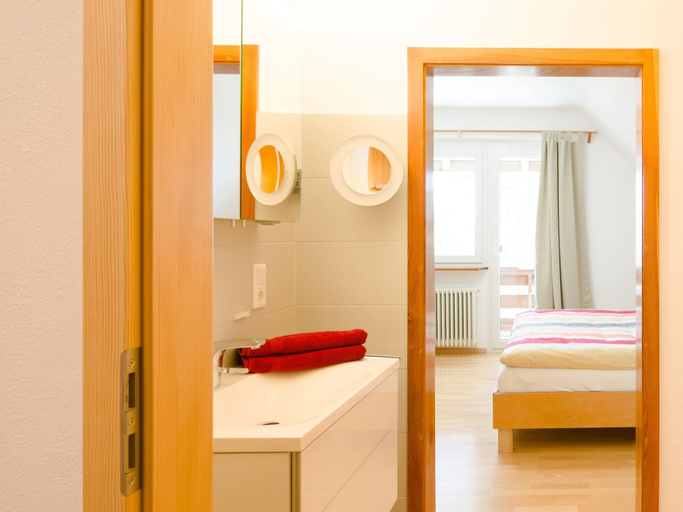 Bathroom 4, Large Apartment in Urberg in the Black Forest, Waldshut