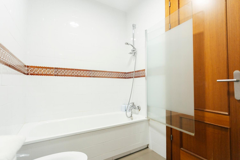 Bathroom 3, Alohamundi Zaragoza, Sevilla