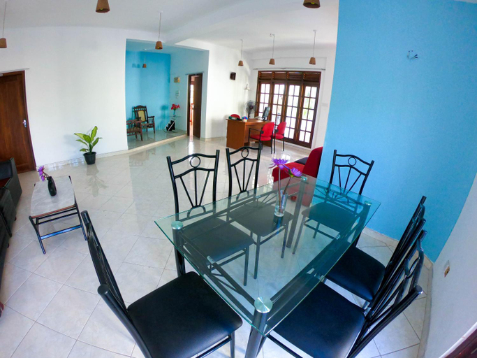 Others 4, Blue Waves Madiha, Matara Four Gravets
