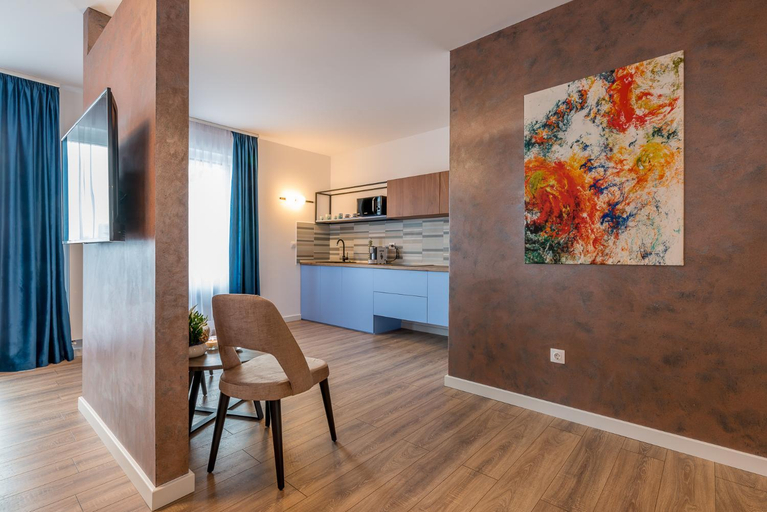 Others 4, SarmiHouse, Cluj-napoca