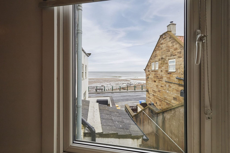 Others 4, Host Stay Beachside Cottage, North Yorkshire