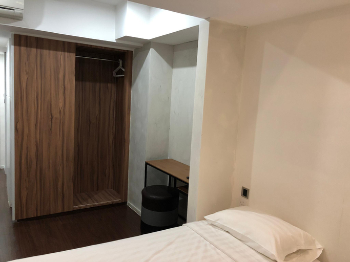 Bedroom 23