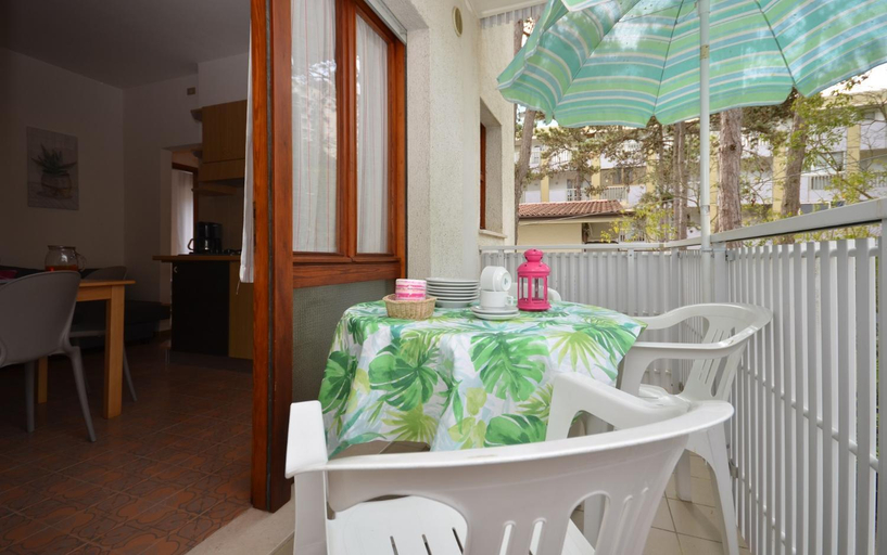 Others 5, Villa Rosanna, Udine