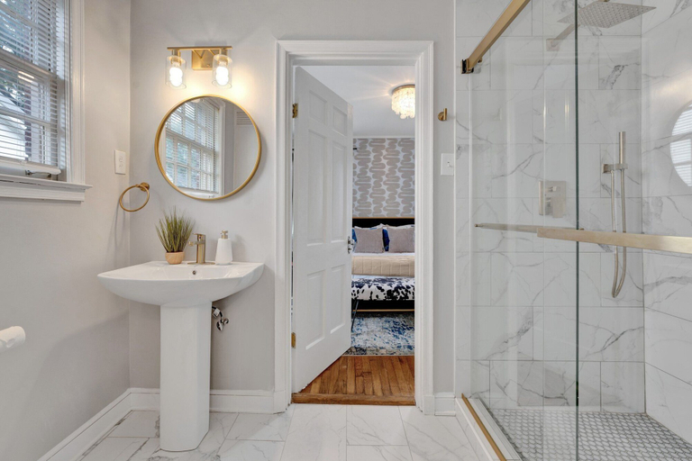 Bathroom, Southern Serenity + 3Br Stylish Memphis Oasis, Shelby