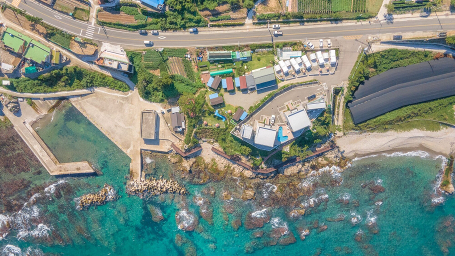 Exterior & Views 2, Pohang Puleungolae Caravan, Pohang